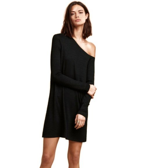 Aritzia Dresses & Skirts - Wilfred Free Off The Shoulder Brinkley Dress XXS